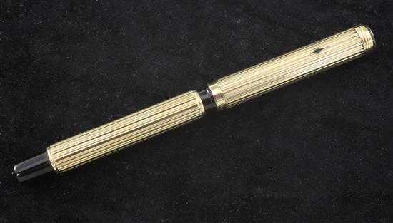 A 9ct gold Watermans Ideal fountain pen, 5.5in.
